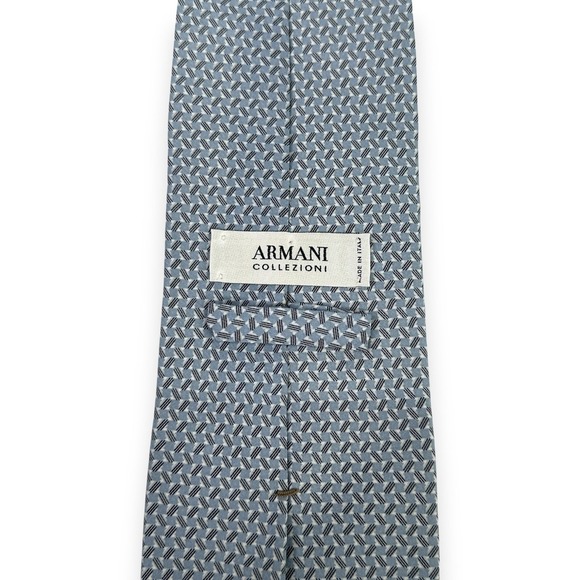 VTG Armani Collezioni Mens Silk Tie 55 x 3.5 Blue Gray Geometric Necktie Italy - Picture 2 of 7